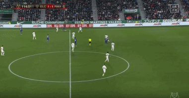 斯图加特vs法兰克福：努贝尔、昂达夫首发，堂安