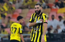 库伊特赞扬斯洛特：若执教首赛季就夺得英超冠军